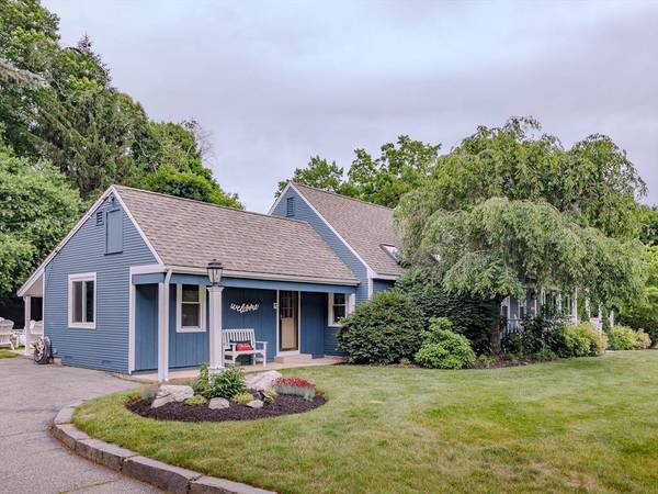 2 Foley Dr, Southborough, MA 01772