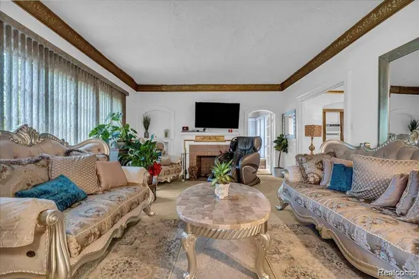 2505 Chicago Boulevard, Detroit, MI 48206