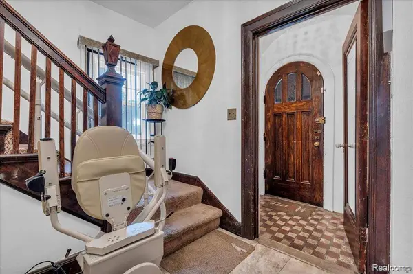 2505 Chicago Boulevard, Detroit, MI 48206