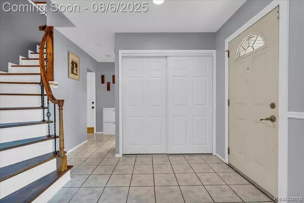 9836 Rose Street, Taylor, MI 48180