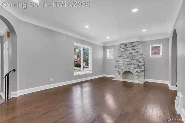 17343 Ilene Street, Detroit, MI 48221