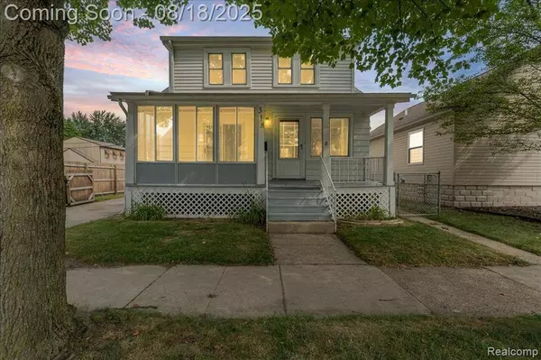 318 Clinton Street, Wyandotte, MI 48192