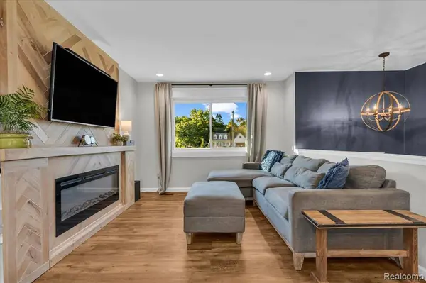 27520 West Road, Huron Twp, MI 48164