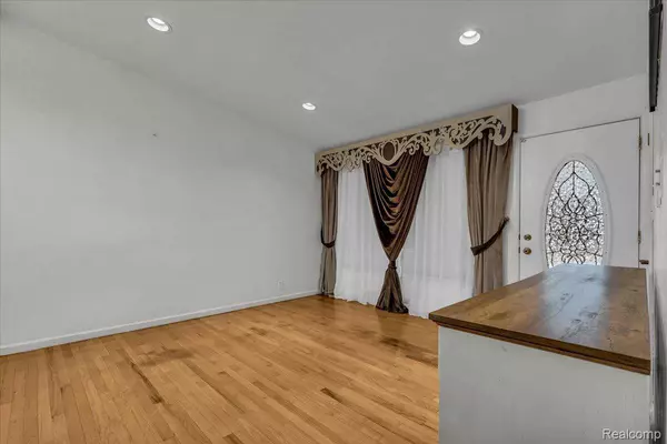 3511 Elizabeth ST, Melvindale, MI 48122