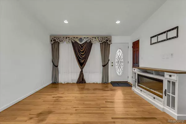 3511 Elizabeth ST, Melvindale, MI 48122