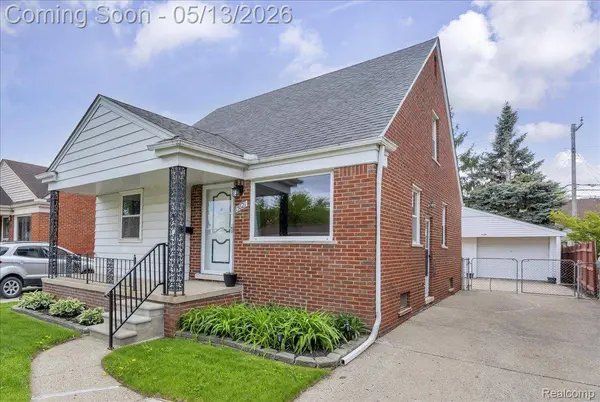 15621 Hanfor AVE, Allen Park, MI 48101