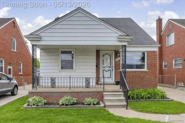 15621 Hanfor AVE, Allen Park, MI 48101