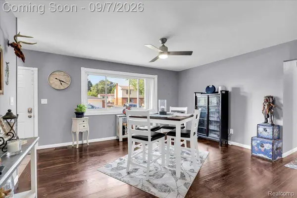 36255 Canyon DR, Westland, MI 48186