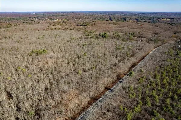 172 Pine Swamp RD, Cumberland, RI 02864