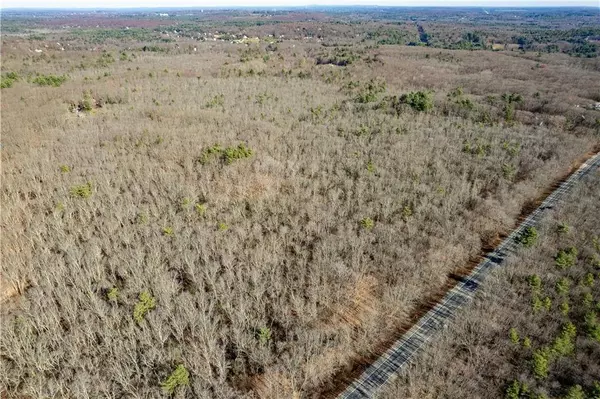 172 Pine Swamp RD, Cumberland, RI 02864