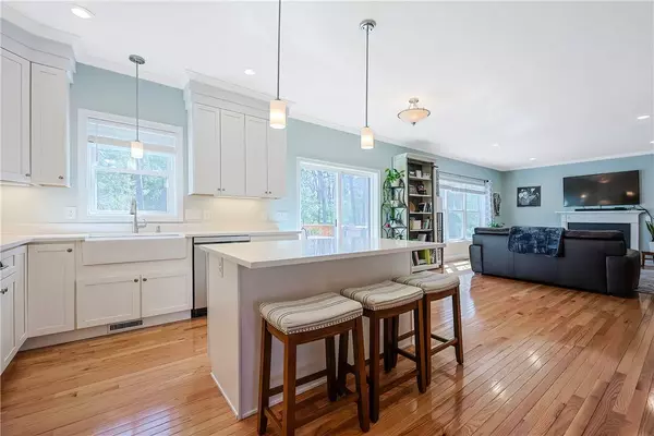 257 East Shore DR, Coventry, RI 02816