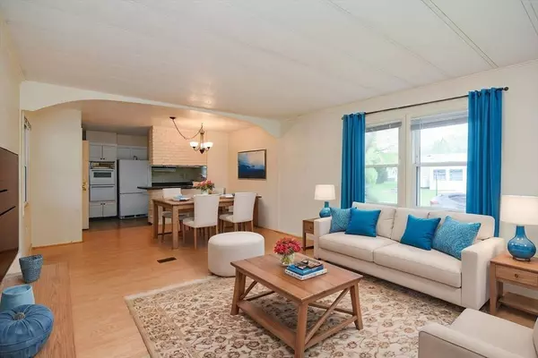 1 Thayer, Taunton, MA 02780