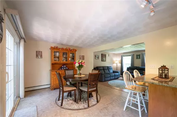 100 Whitney LN, Burrillville, RI 02858