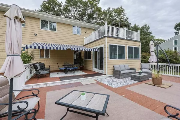 181 Sherman Ave, Seekonk, MA 02771