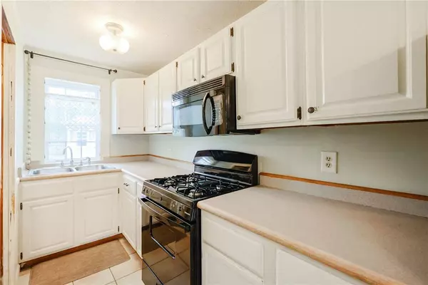 65 Milton AVE, North Smithfield, RI 02896