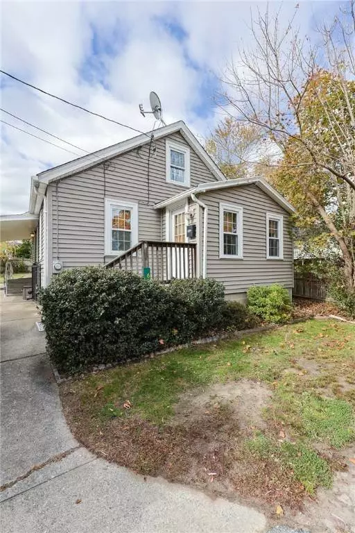 65 Milton AVE, North Smithfield, RI 02896