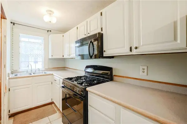 65 Milton AVE, North Smithfield, RI 02896