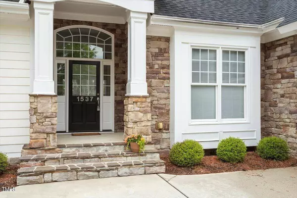 1537 Heritage Club Avenue, Wake Forest, NC 27587