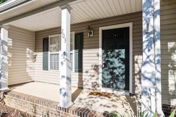 203 Highgate Circle, Wake Forest, NC 27587