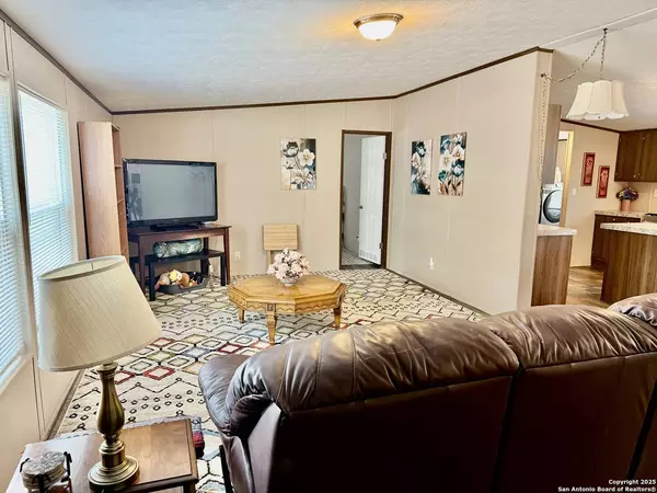 125 Viridian View, Pleasanton, TX 78064