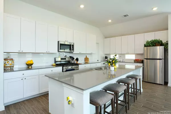 5798 Luciano Trail, Seguin, TX 78155