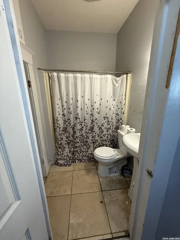 11865 Briggs, Atascosa, TX 78002