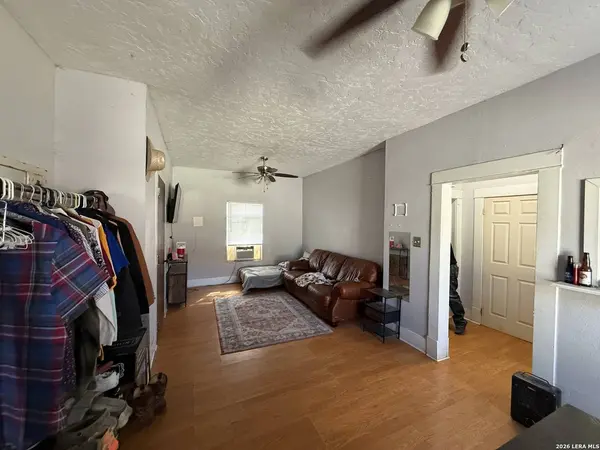 11865 Briggs, Atascosa, TX 78002