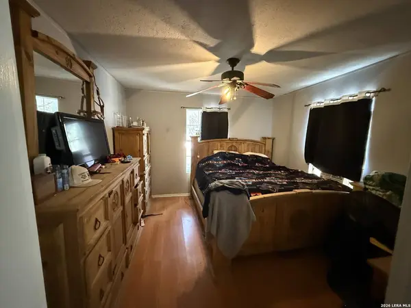 11865 Briggs, Atascosa, TX 78002