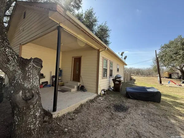 11865 Briggs, Atascosa, TX 78002