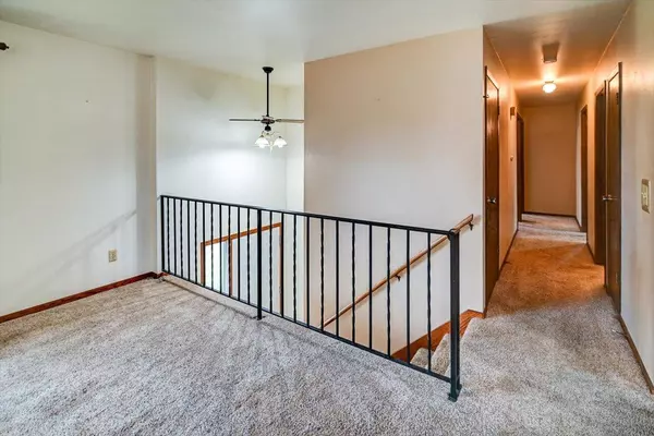 355 Veldor Street, Oregon, WI 53575