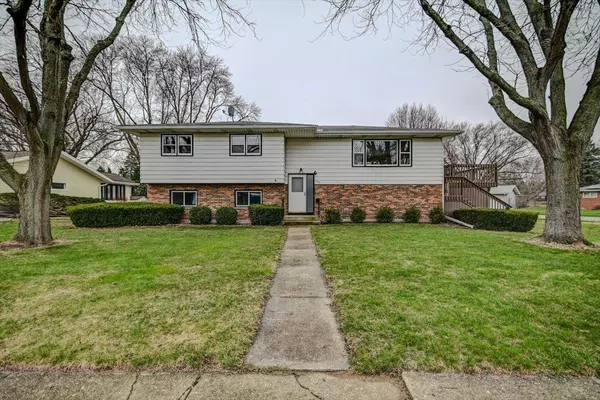 355 Veldor Street, Oregon, WI 53575