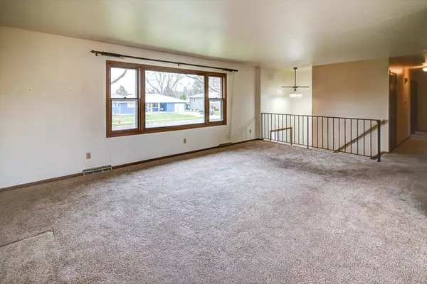 355 Veldor Street, Oregon, WI 53575