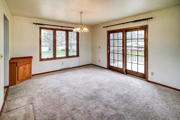 355 Veldor Street, Oregon, WI 53575