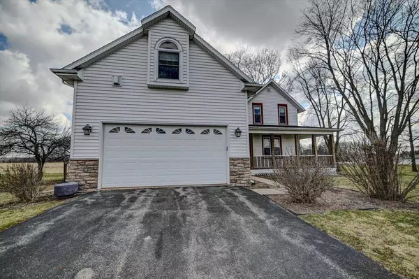 446 County Road BB, Marshall, WI 53559