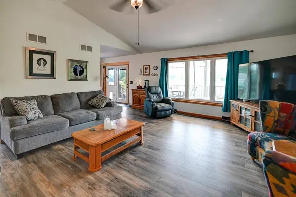 830 Violet Lane, Oregon, WI 53575