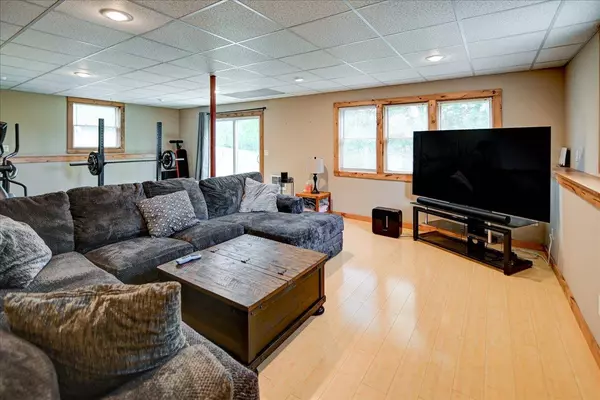 4900 County Road F, Black Earth, WI 53515