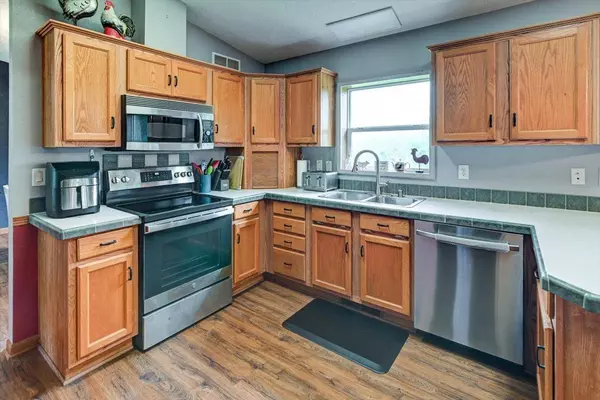 4900 County Road F, Black Earth, WI 53515