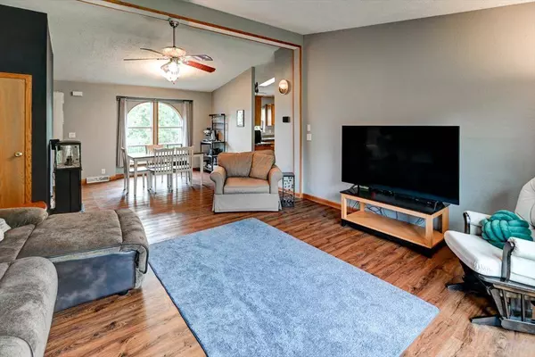 4900 County Road F, Black Earth, WI 53515