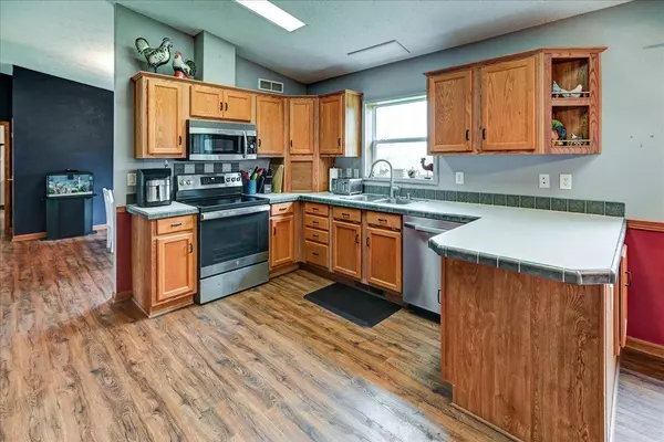 4900 County Road F, Black Earth, WI 53515