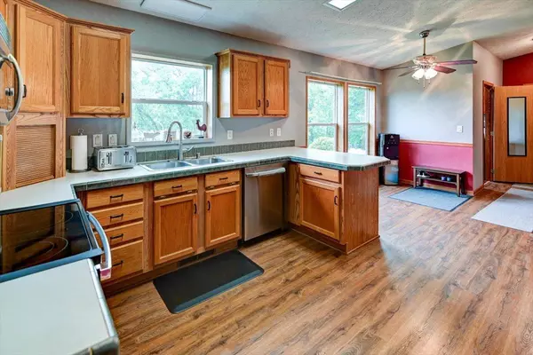 4900 County Road F, Black Earth, WI 53515