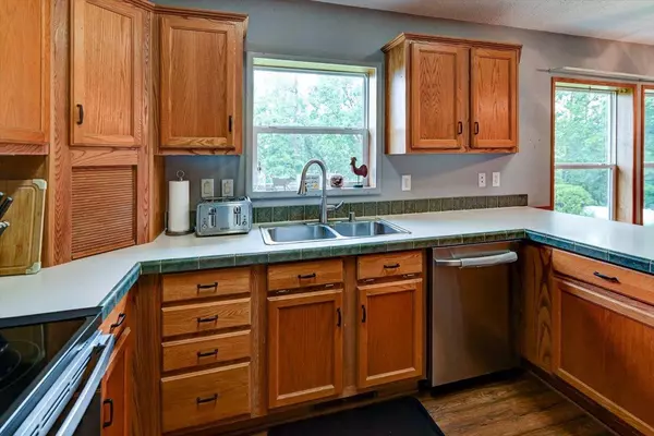 4900 County Road F, Black Earth, WI 53515