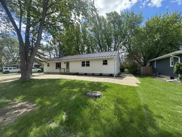 326 Prairie View Court, Oregon, WI 53575