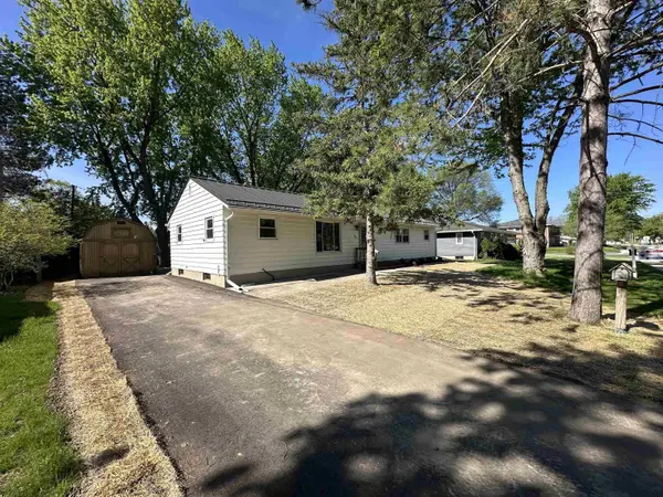326 Prairie View Court, Oregon, WI 53575