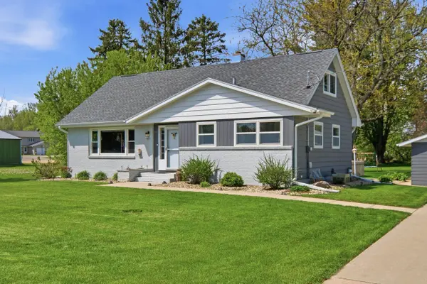 241 S 5th Street, Evansville, WI 53536