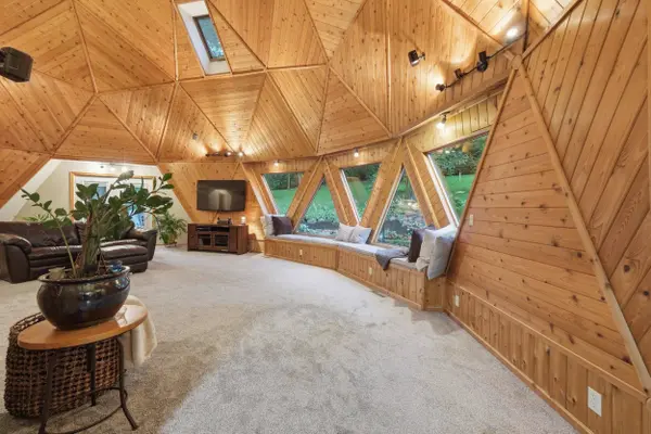 4136 County Road K, Barneveld, WI 53507
