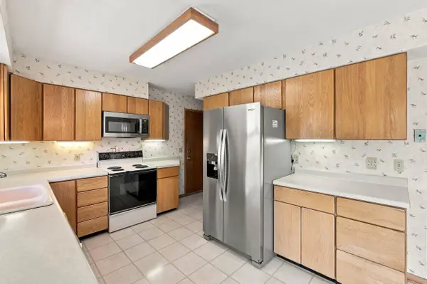 2006 Cameron Drive, Madison, WI 53711