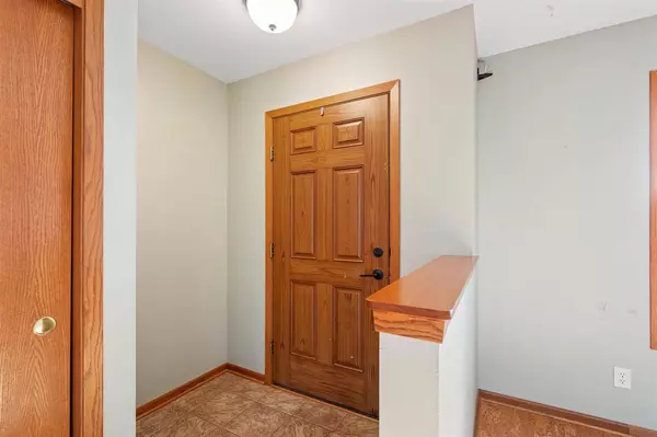 3906 Mammoth Trail, Madison, WI 53719