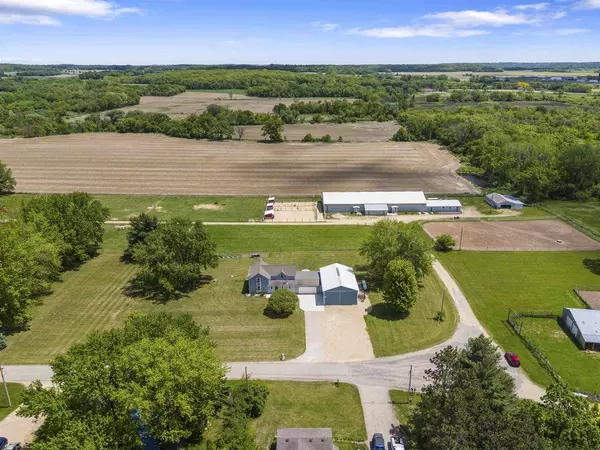 600 Viney Road, Belleville, WI 53508