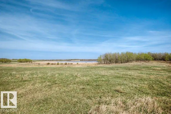 49543 RGE RD 225, Rural Leduc County, AB T0B 3M0