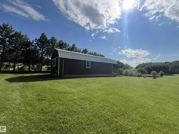 #15 2319 TWP ROAD 524
